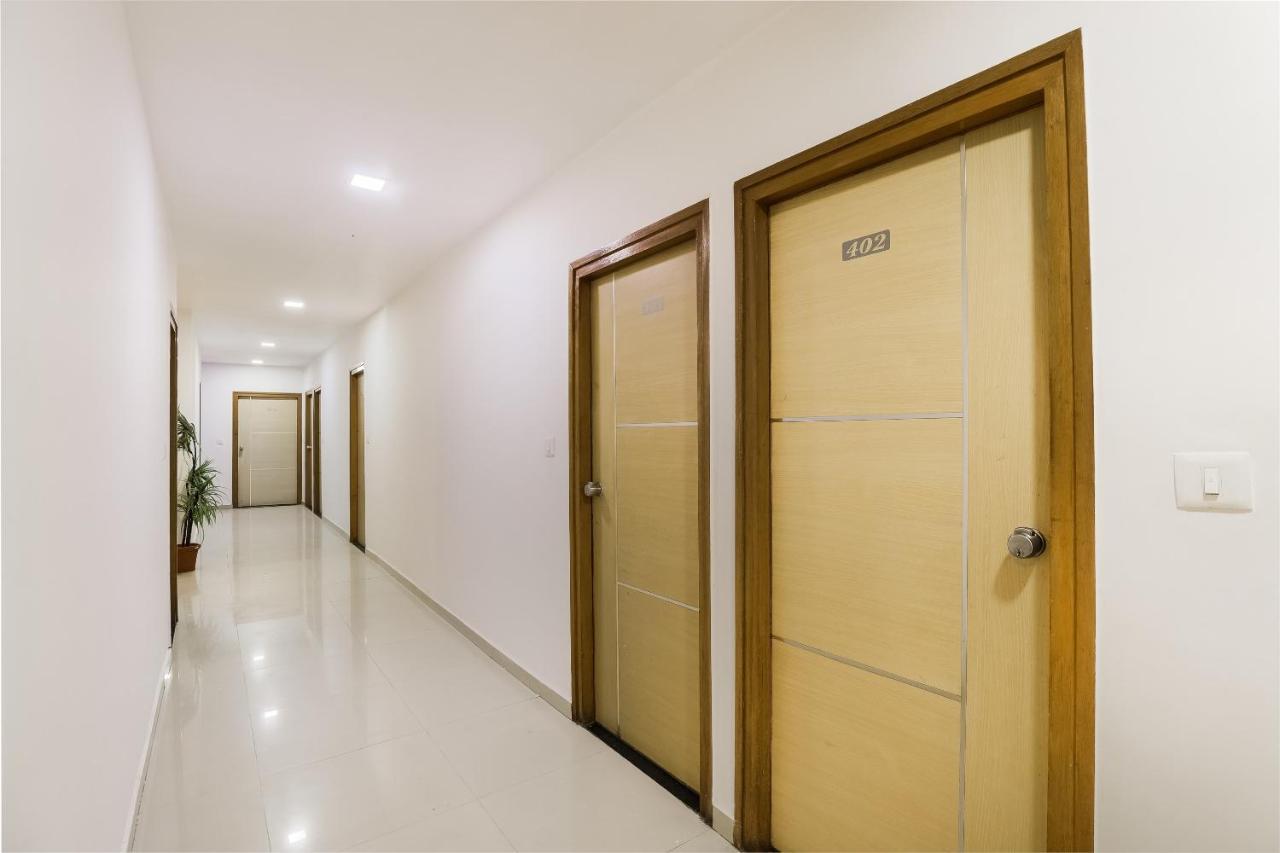 OYO 48254 Hotel D Veeray Ahmedabad Buitenkant foto